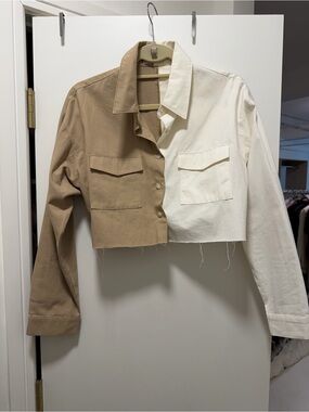 Isalis Two-Tone Cropped Utility Top - Beige & Cream Sz M